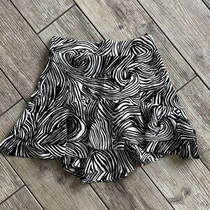 BNWT Topshop Printed Skirt